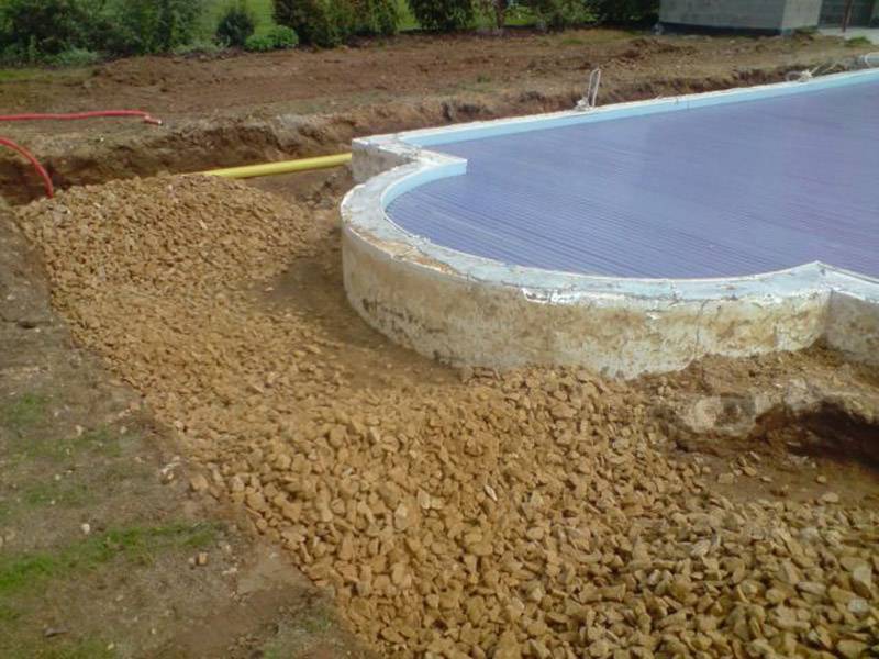 Terrassement piscine à Mangiennes